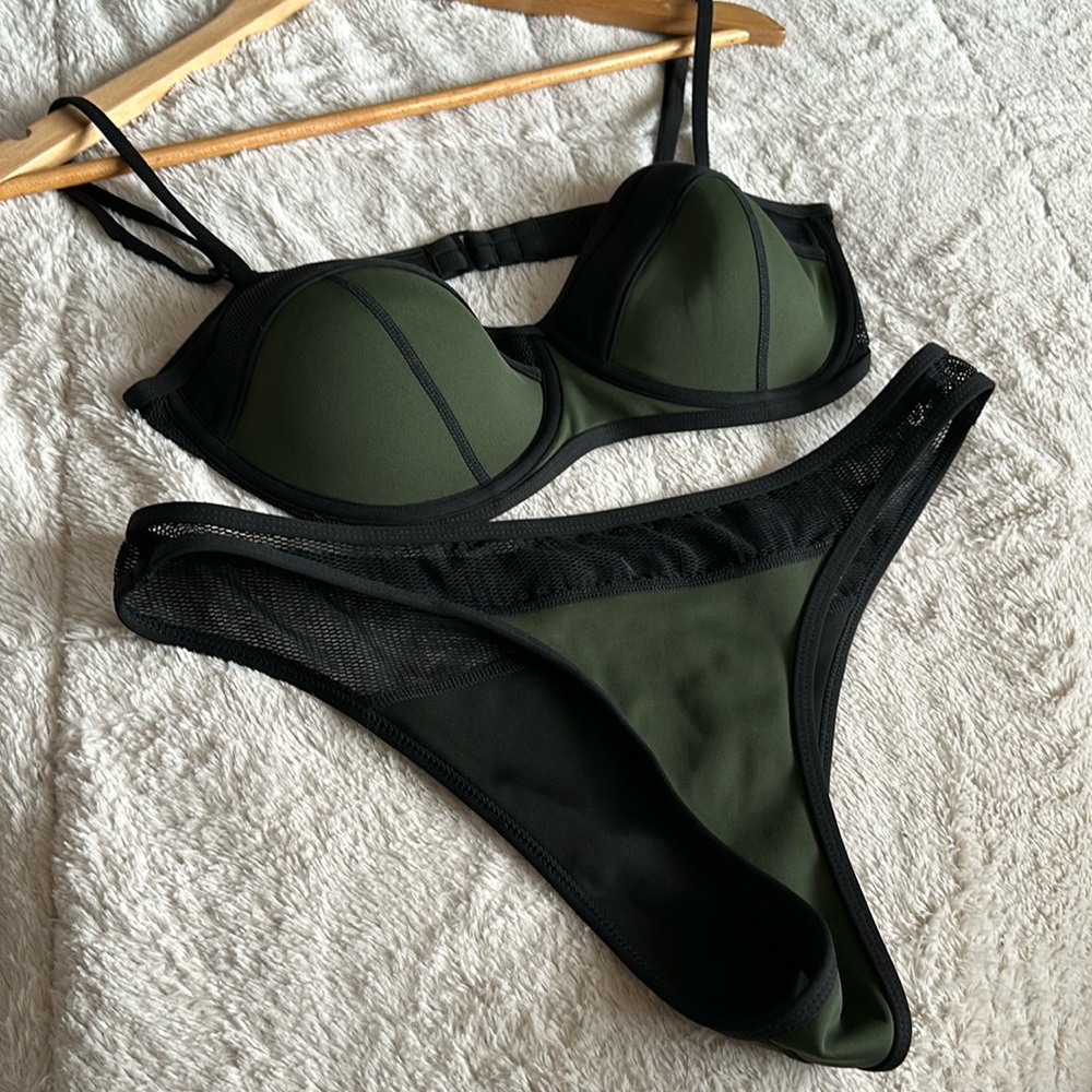 Kendall & Kylie 2 piece swim wear